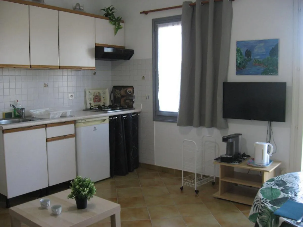 Appartement rez de chaussé à La Londe-les-Maures